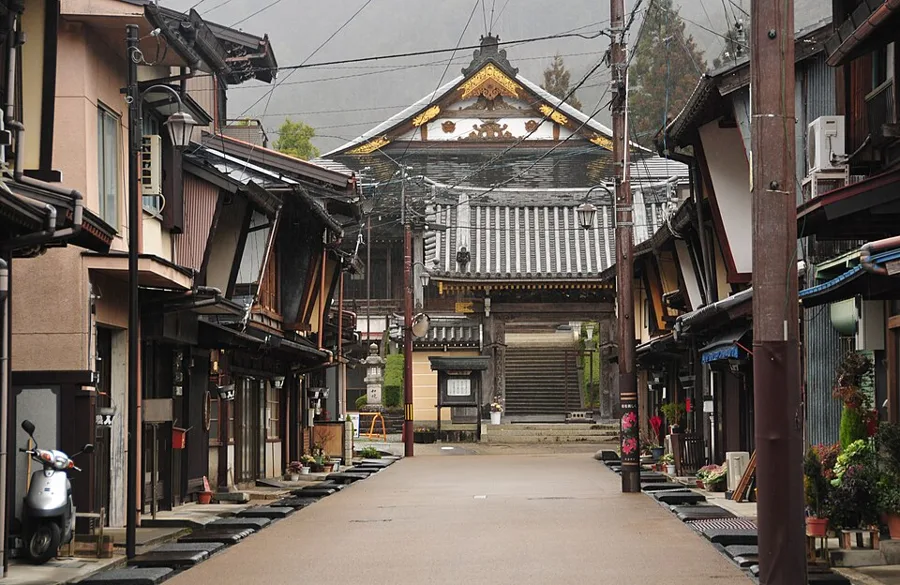 職人町・鍛冶屋町（郡上八幡の着物映えフォトスポット）