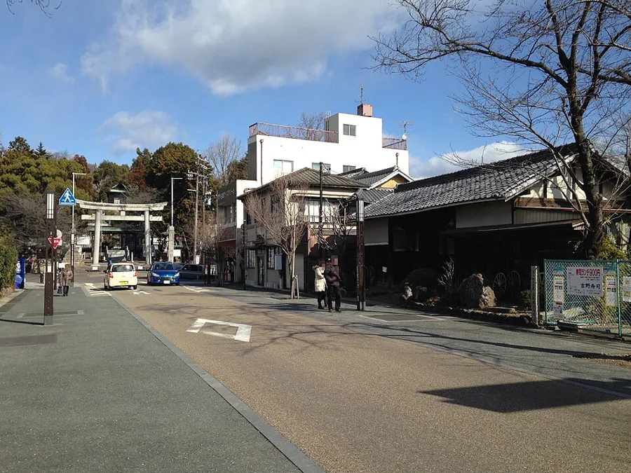犬山城下町本通り（犬山の着物映えフォトスポット）