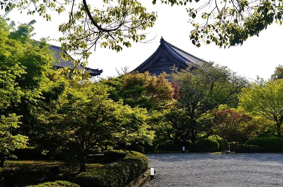 等持院 庭園（金閣寺の着物映えフォトスポット）