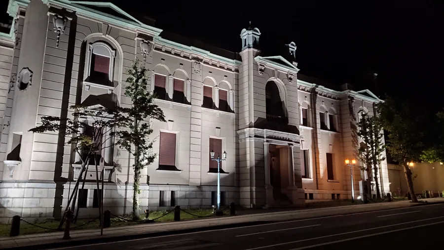日銀通りの銀行建築群（小樽の着物映えフォトスポット）