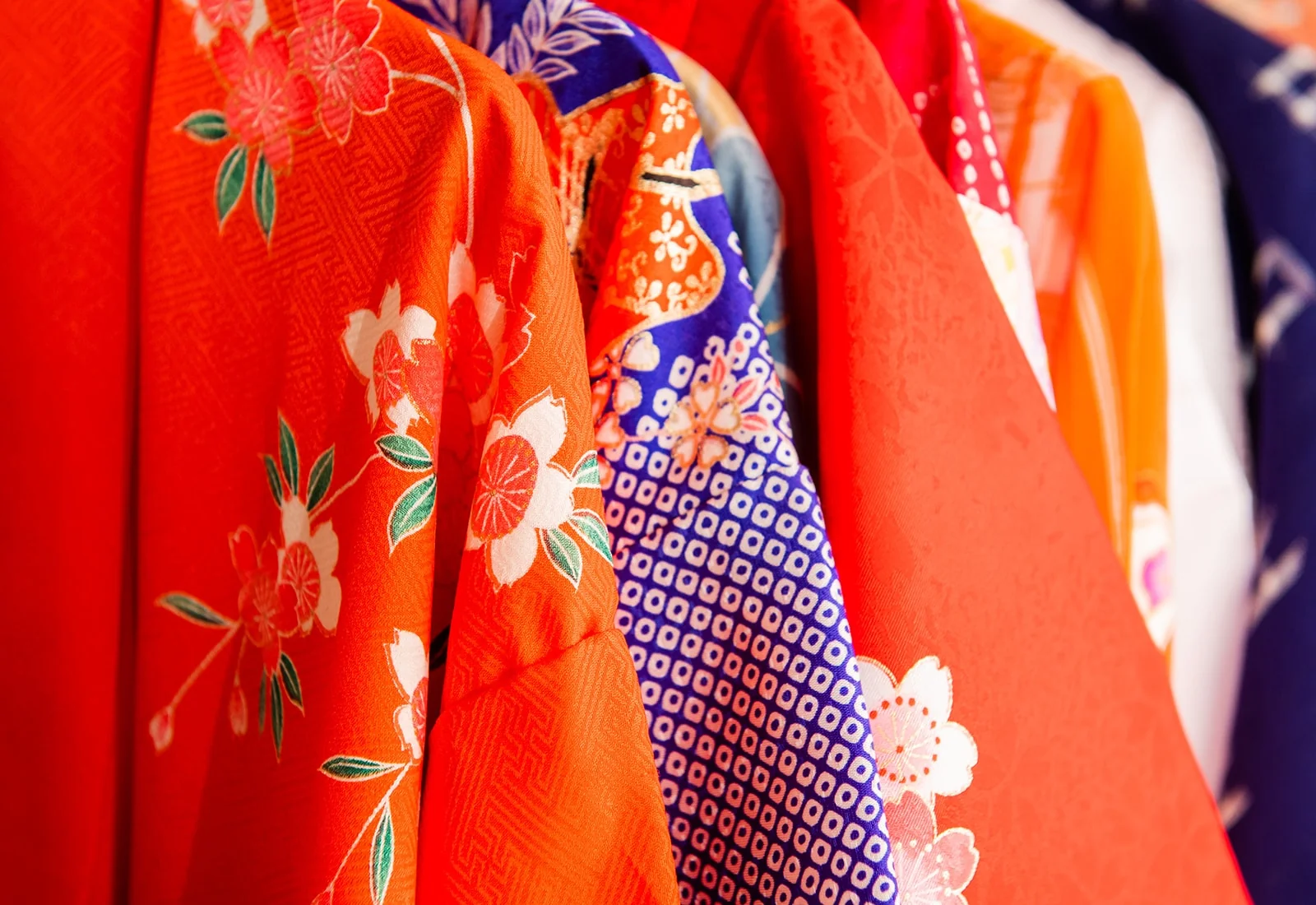 Kimono Asobi Nikkori yukata